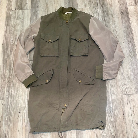 Women’s Forever 21 Small/Medium Longline Bomber Jacket - Picture 1 of 3